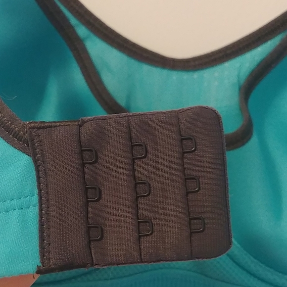 Top de sport - Picture 3 of 4